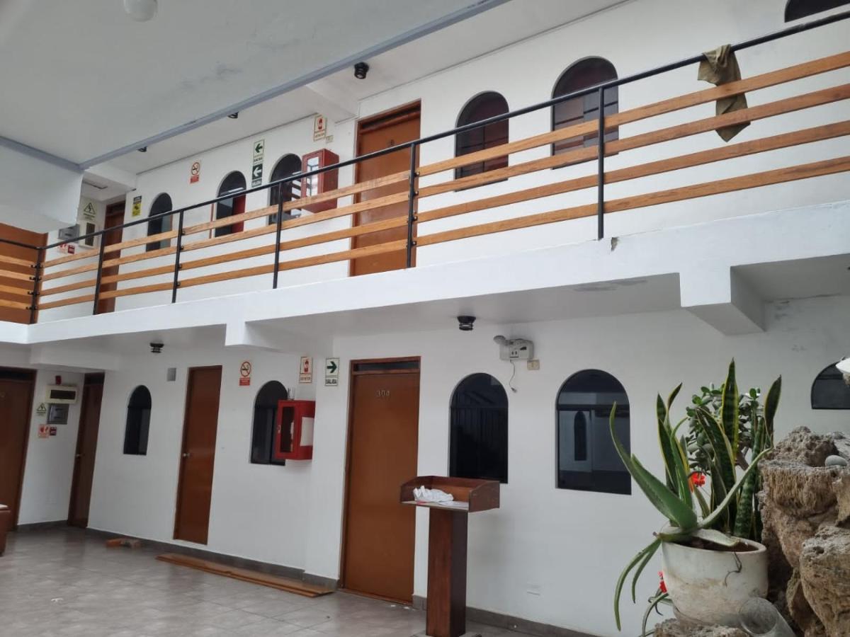 Hostel Thay83 Miraflores Lima Buitenkant foto