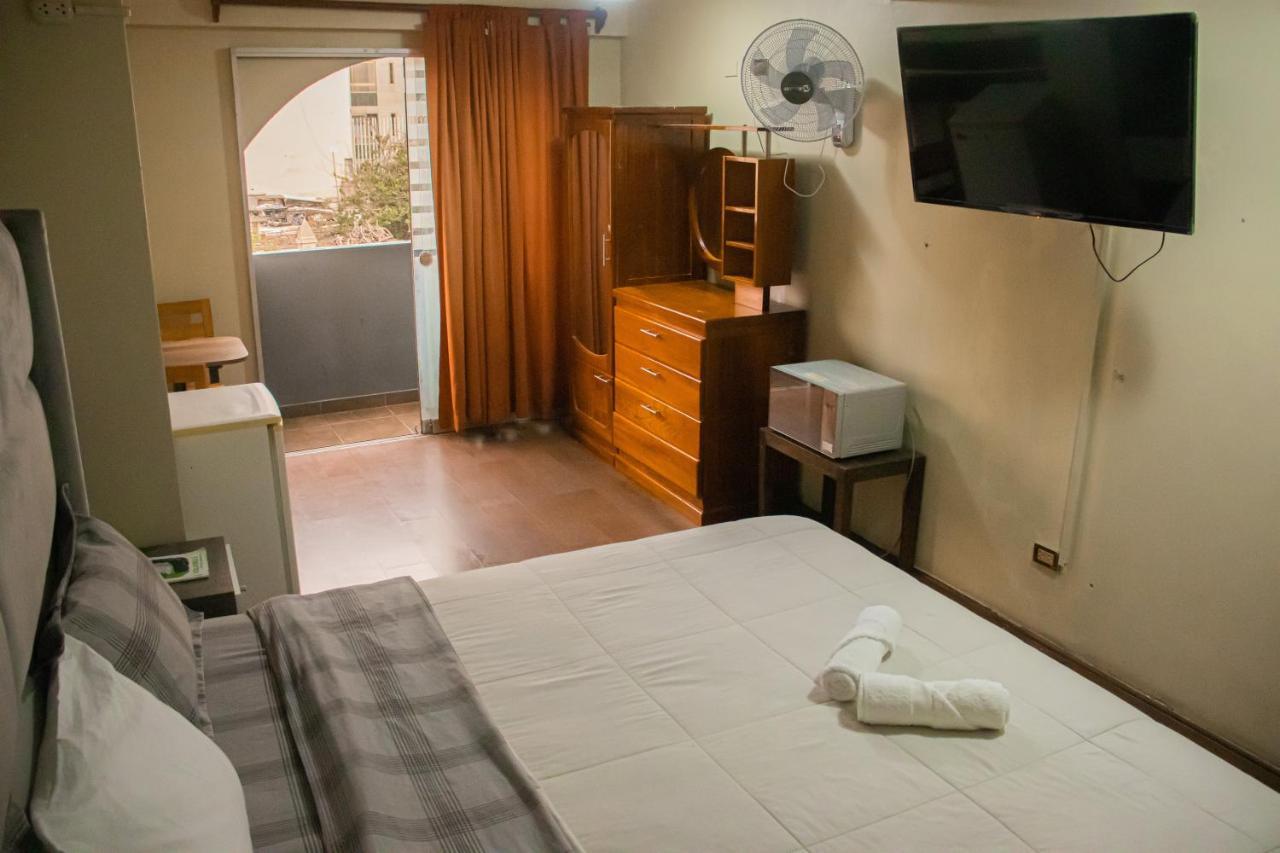 Hostel Thay83 Miraflores Lima Buitenkant foto