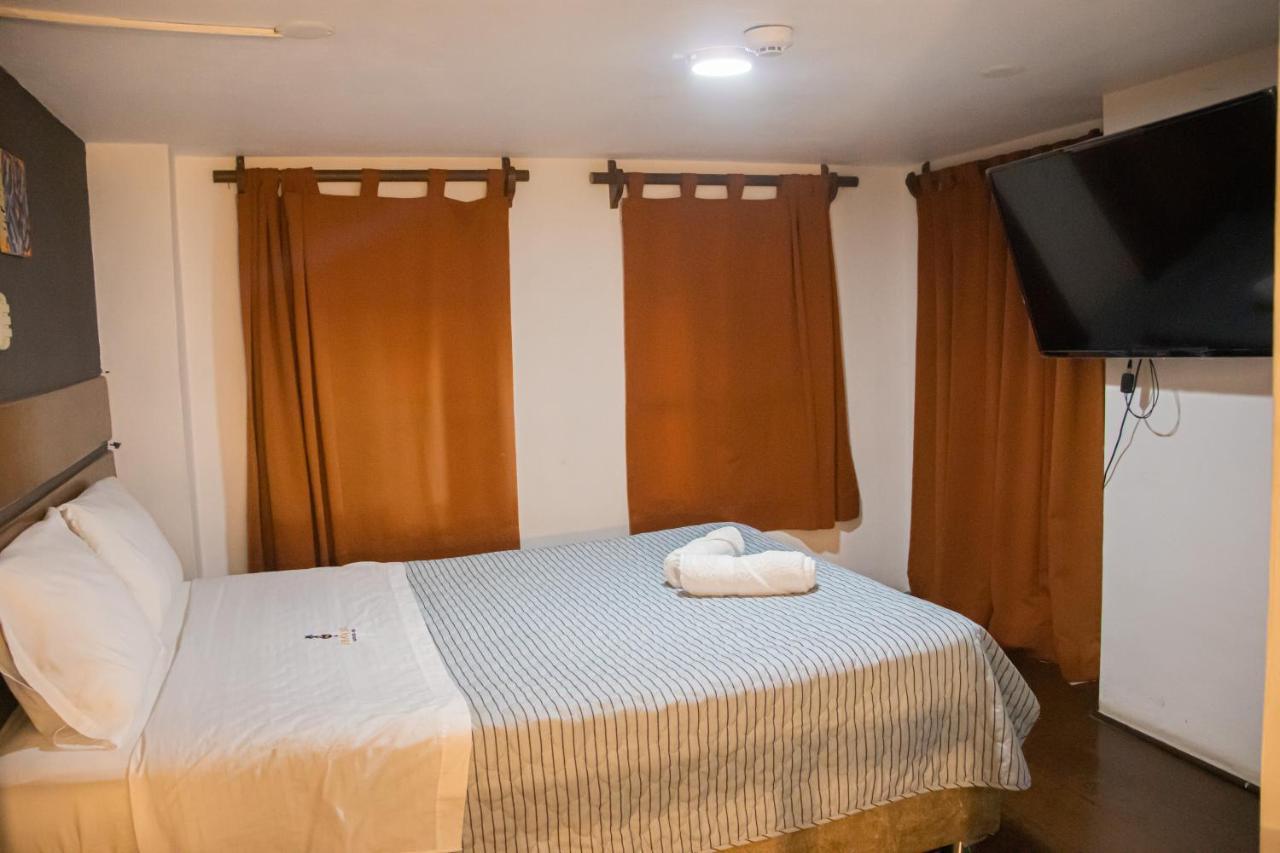 Hostel Thay83 Miraflores Lima Buitenkant foto