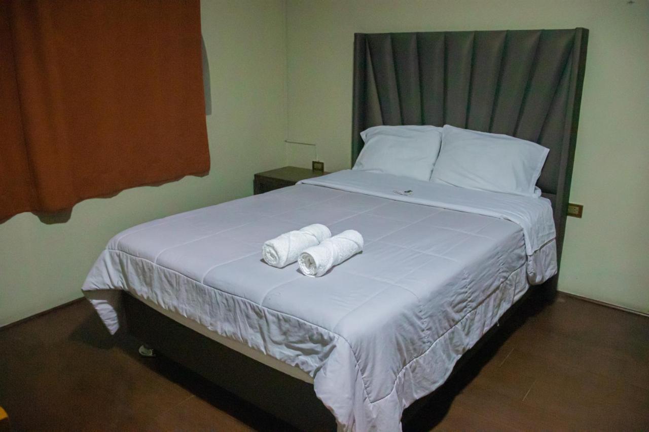 Hostel Thay83 Miraflores Lima Buitenkant foto